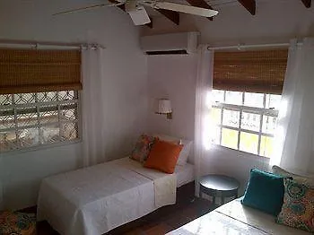 Hotel Union Hall Surf Accommodation Christ Church
